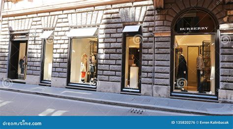 burberry roma via condotti telefono|BURBERRY ITALY RETAIL LIMITED .